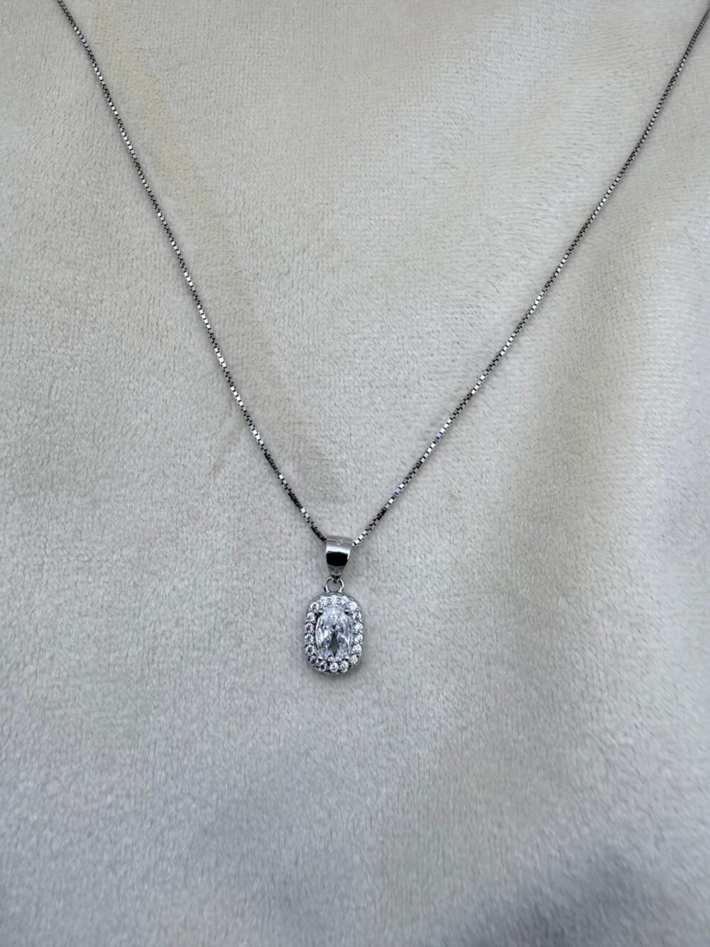 el blue crystal pendant – made with fine 925 sterling silver