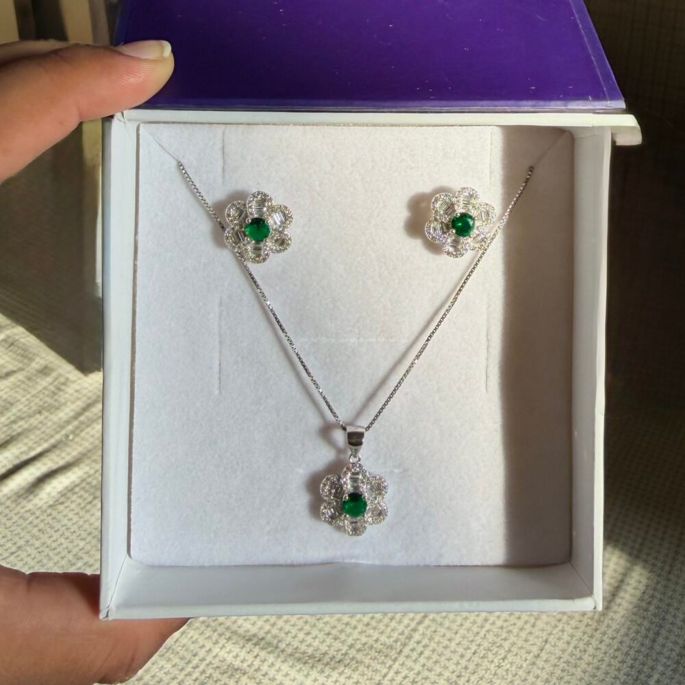 Green flower Pendant set 925 Sterling Silver