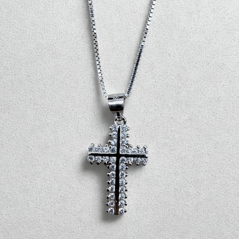 cross diamond pendant made with fine 925 sterling silver
