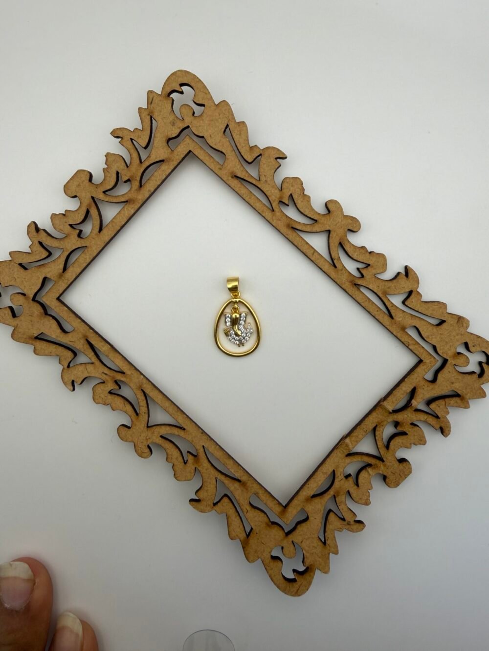 divine ganesh 925 silver pendant