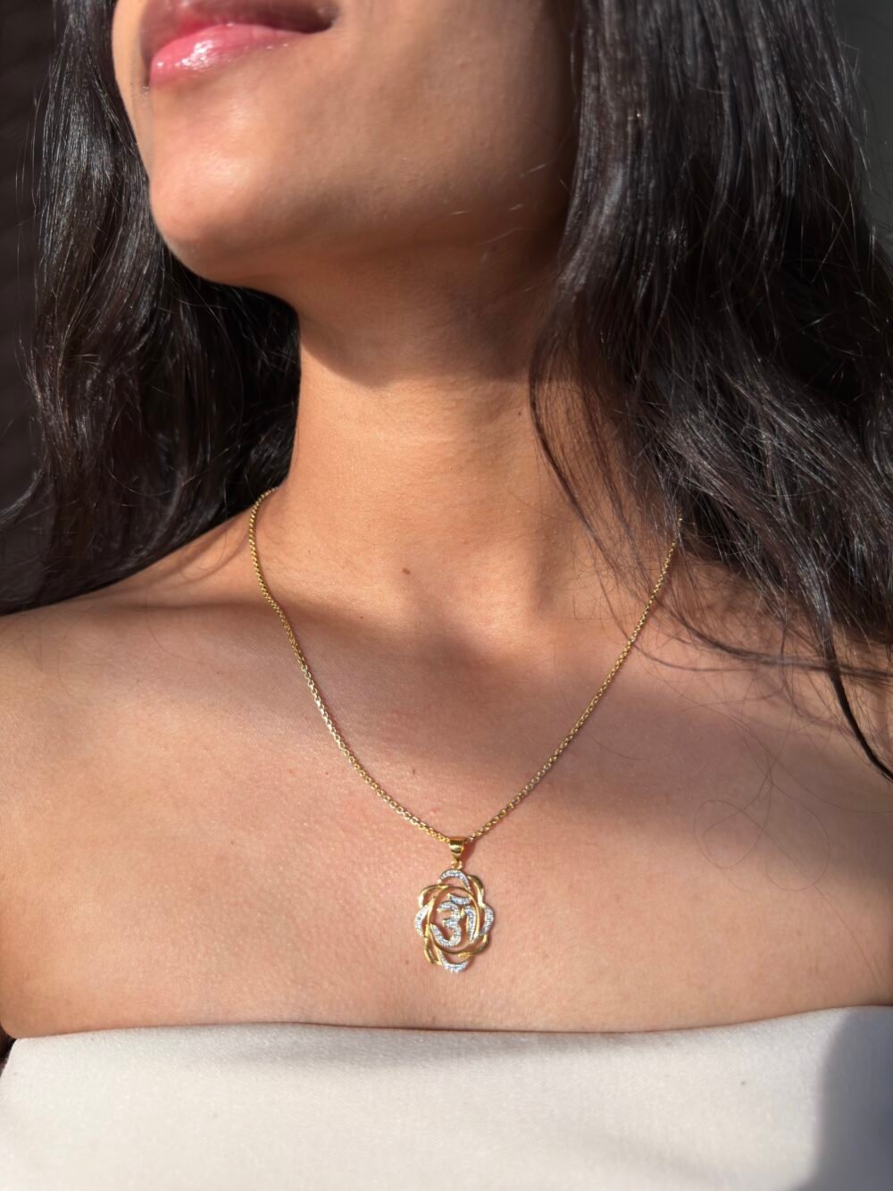 Divine Om 925 Silver Pendant
